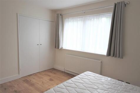 Beaulieu Court, Hillcroft Crescent, London, W5 photo 3