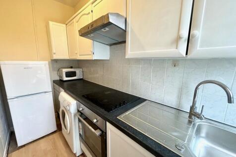 Metchley Lane, Harborne, B17 photo 3