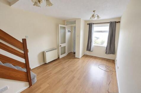 Carisbrooke Court, New Milton, Hampshire. BH25 5UE photo 4