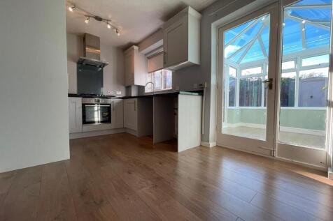 MARLOW CLOSE 8.jpg