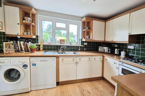 0b0f9a5f-10000340...