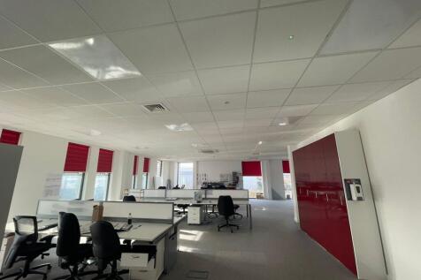 Office to rent Image 5