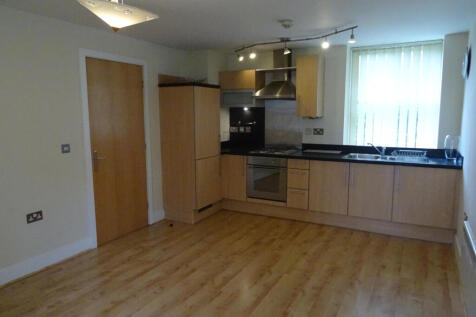 Kitchen/ Living