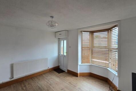 Chicheley Street, Newport Pagnell, MK16 photo 3