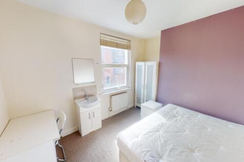 28-Russell-Street-08042023_163821