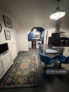 Guest Place, Hoyland, Barnsley, S74 photo 3