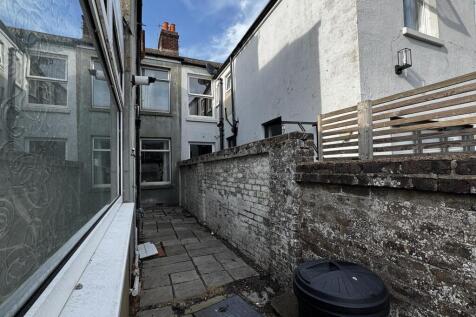 For Sale by Aspire Residential | Kingsland Road