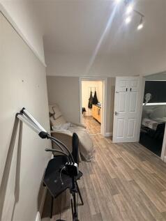 Ground Floor Shop, 178 Bebington Road, Bebington photo 5
