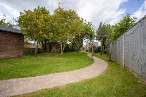50 Solent Road-12 - t.jpeg