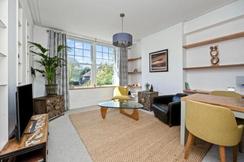 Living Room.jpg