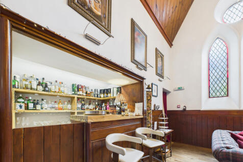 CAM03185G0-PR0108-STILL015