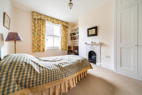 1332251-17-689234...