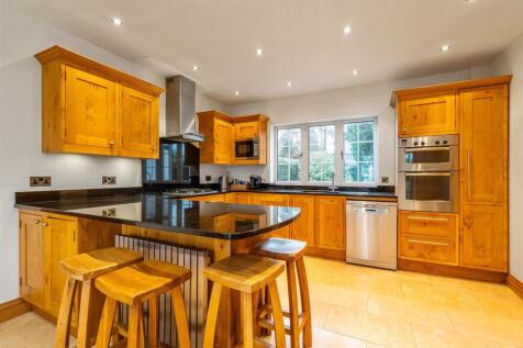 321 Station Road_7.jpg