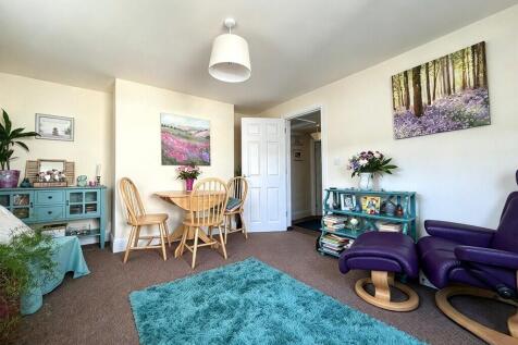 Queen Street, Newton Abbot photo 3