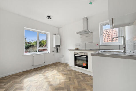 Lounge/Kitchen