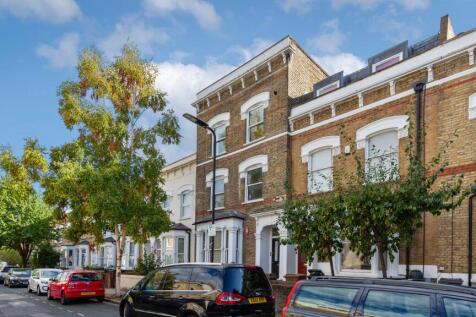 Flat C, 32 Navarino Road, Hackney, London  E8 1AD