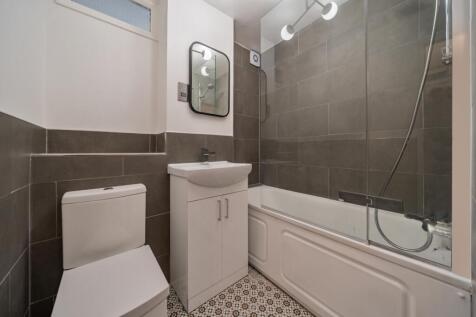 Bowman Mews, Southfields, London, SW18 photo 4