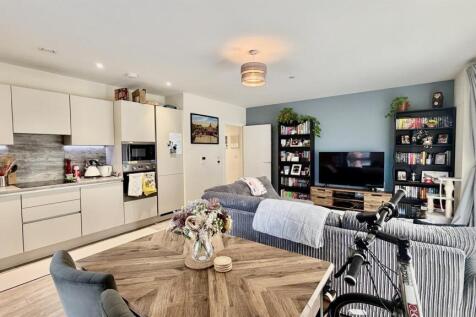 Ironworks Way, E13, 2 bedroom Flat for Sale By Bar