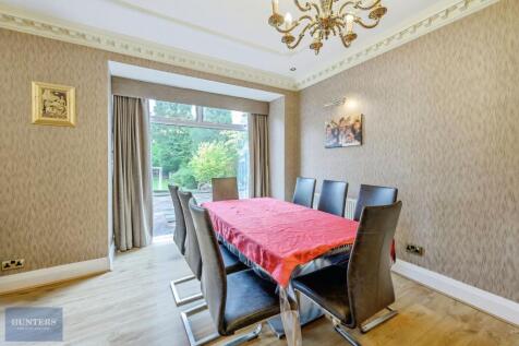 Lounge Dining Room 2