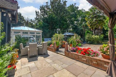 Patio / Decking