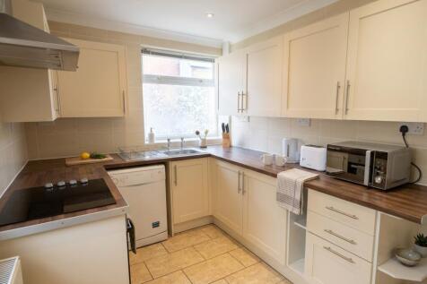 4 Earl Street, Leamington Spa photo 4