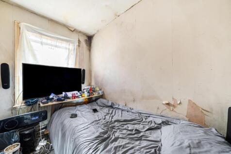 Davidson Frost-Wellings, DFW, Whitchurch Lane, Edg