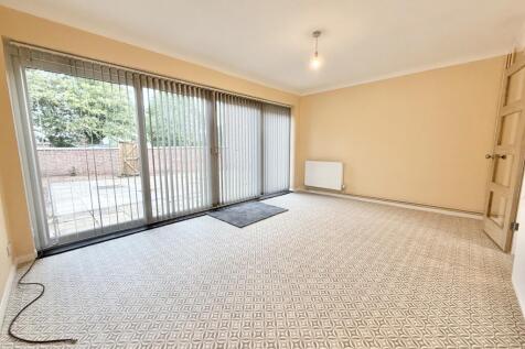 Aureole Walk, Newmarket, Suffolk, CB8 photo 4