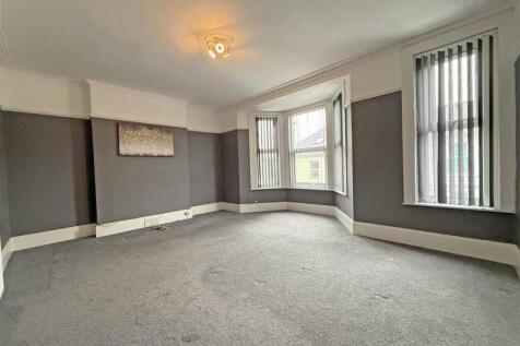 Florence Place 7 - Bed 1.jpg