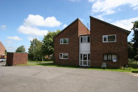 1-bed flat on Pennine Close, Shepshed, LE12, £495/mo