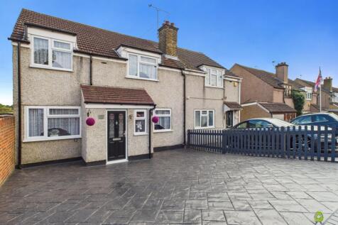 Presented by Clinton at EweMove Bexleyheath and Da