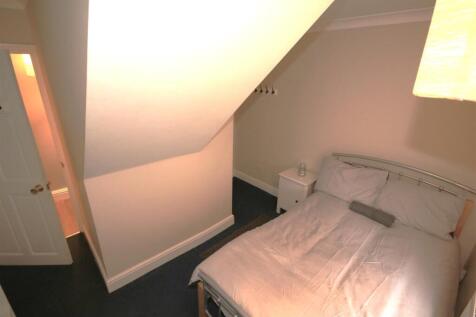 Bedroom 3a.JPG