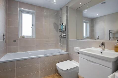 Bathroom.jpg