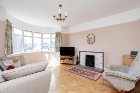 Front Lounge