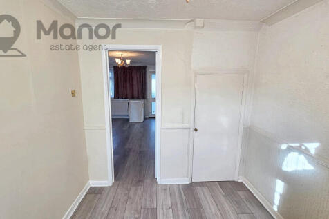 WhatsApp Image 2025-11-13 at 13.29.47