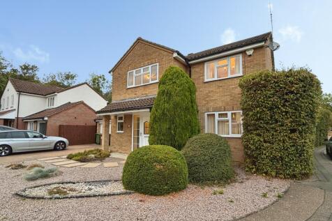 4-bed house on Fallowfield, £1,750/mo