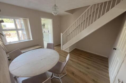 Chapel Lane, Wilmslow, Cheshire photo 4
