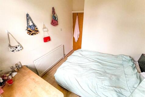 Slade Lane, Manchester, Greater Manchester, M19 photo 5