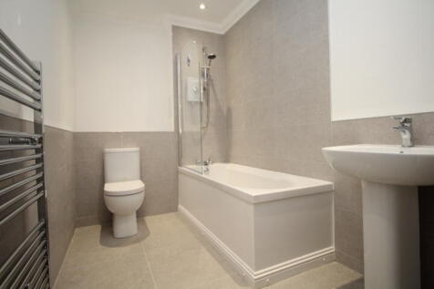 Apartment 8, 70 Colquhoun Street, Helensburgh, G84 9JR photo 4