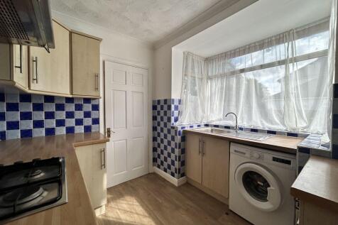 Green Lane, Claregate photo 5