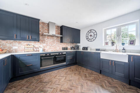 1374106-18-6903c7...