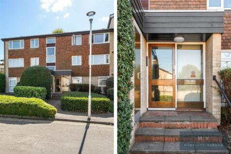 Bardsley Close 82 EXT MV-5.jpg