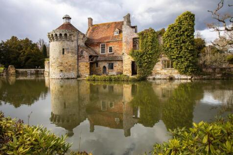 Scotney Castle