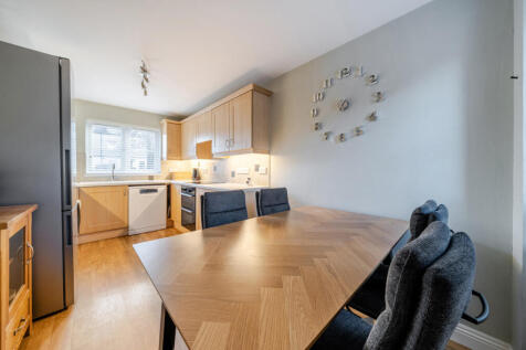 1395379-17-695e55...