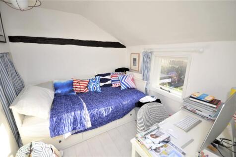 Bedroom 2.jpg