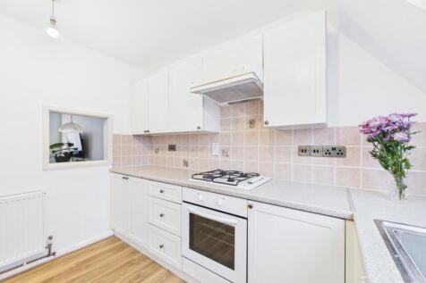 George Lambton Avenue, Newmarket, Suffolk, CB8 photo 4