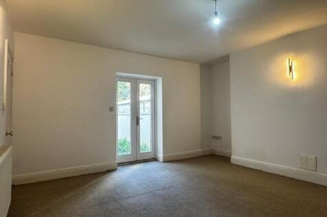 87, St. Georges Road, Cheltenham, Gloucestershire, GL50 3DU photo 3