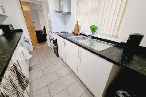 25 Oxford Street, Leamington Spa photo 4