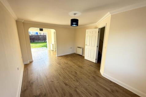 St George's Place, Semington, Trowbridge, BA14 photo 3