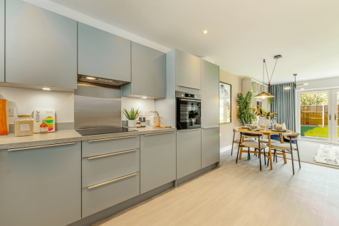 Similar Show Home