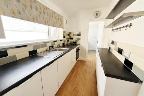 West Chilton Terrace, Chilton, Ferryhill photo 5